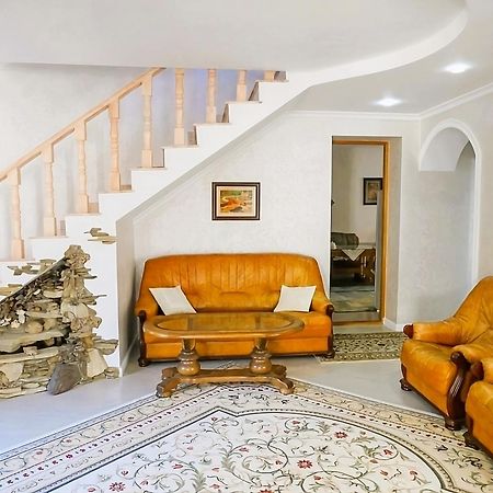 Kiki'S Villa Codru Kültér fotó
