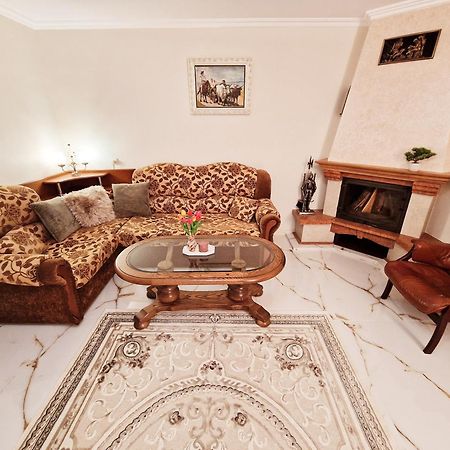 Kiki'S Villa Codru Kültér fotó
