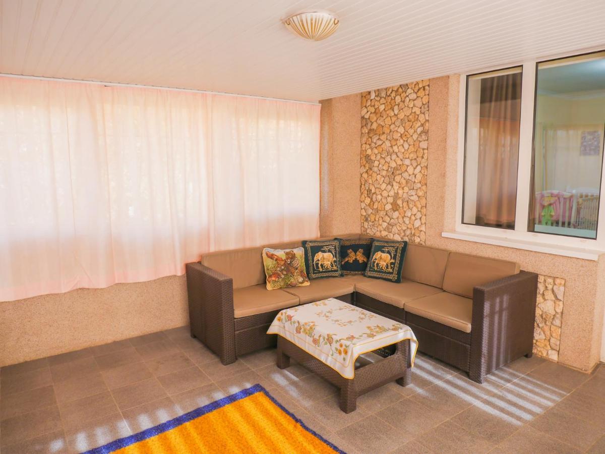 Kiki'S Villa Codru Kültér fotó