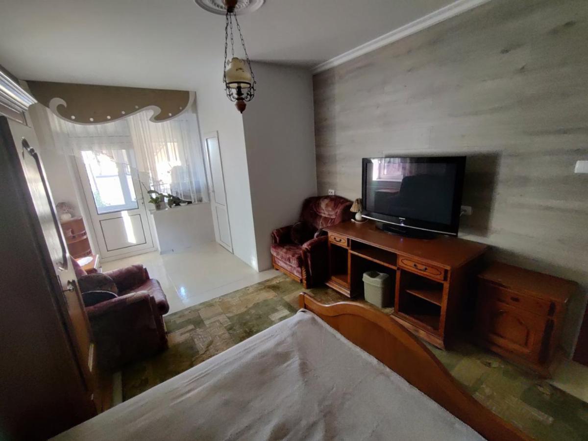 Kiki'S Villa Codru Kültér fotó